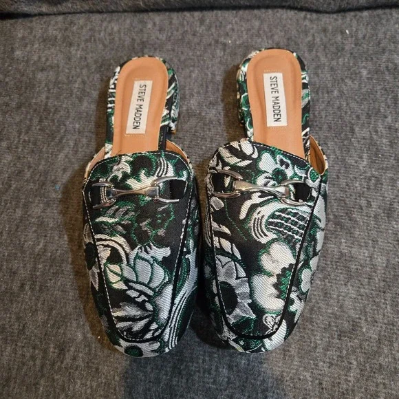 Steve Madden Women's Embroidered Floral Loafers Sz 8 Green Black - Picture 3 of 8